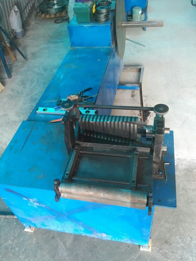 Quy trình sản xuất ống ruột gà lõi thép 3
